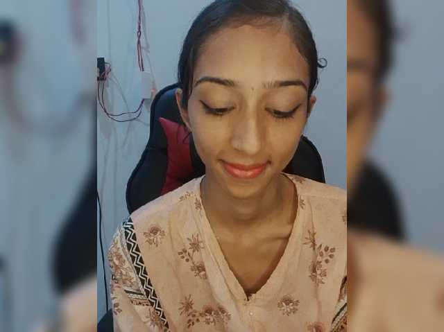 AlinaPopy live cam on BongaCams