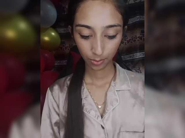 AlinaPopy's BongaCams show and profile