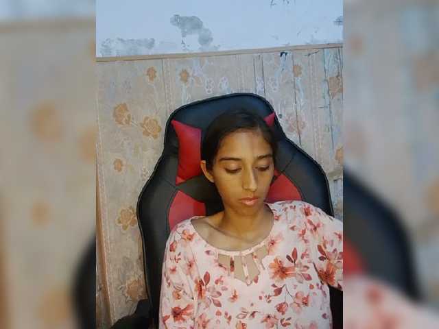 AlinaPopy live cam on BongaCams