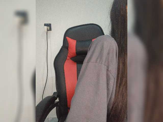 AlinaPopy live cam on BongaCams