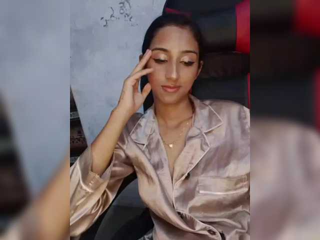 AlinaPopy's BongaCams show and profile