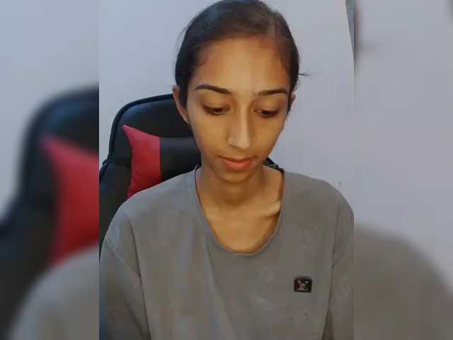 AlinaPopy live cam on BongaCams