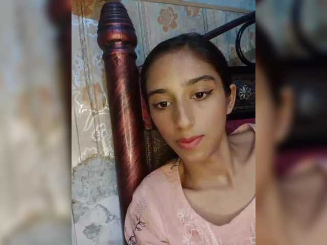 AlinaPopy live cam on BongaCams