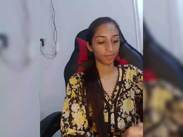 AlinaPopy live cam on BongaCams