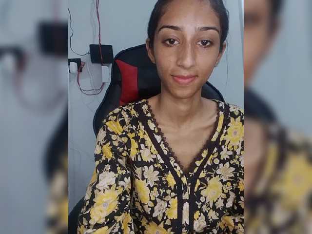 AlinaPopy live cam on BongaCams