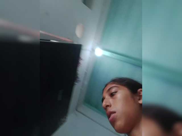 AlinaPopy live webcam show