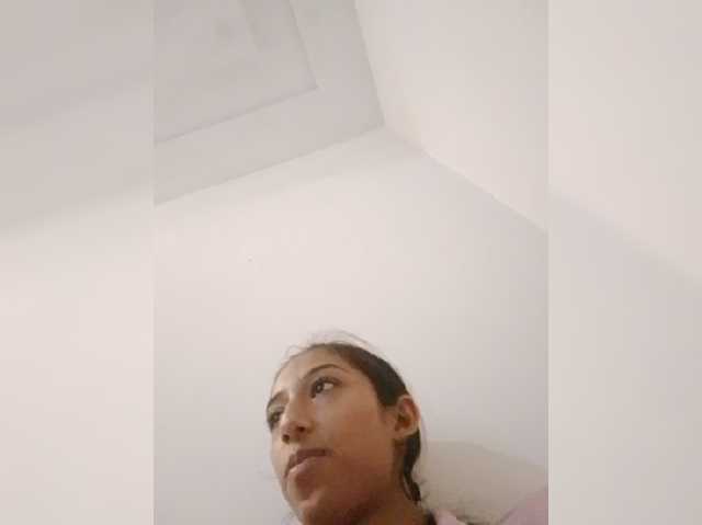 AlinaPopy live cam preview