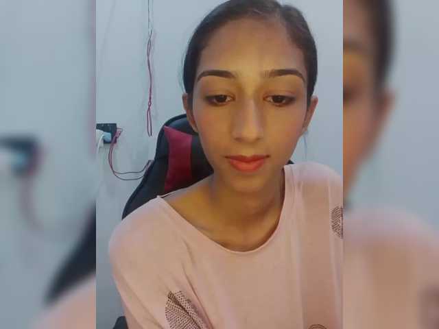 AlinaPopy live cam on BongaCams