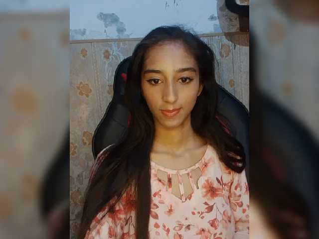 AlinaPopy live cam on BongaCams