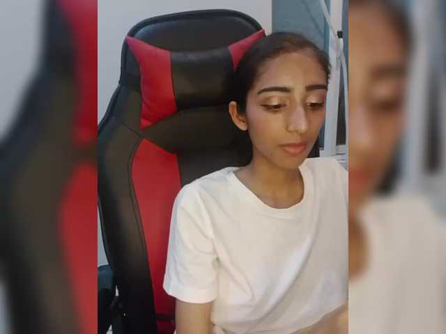 AlinaPopy live cam on BongaCams