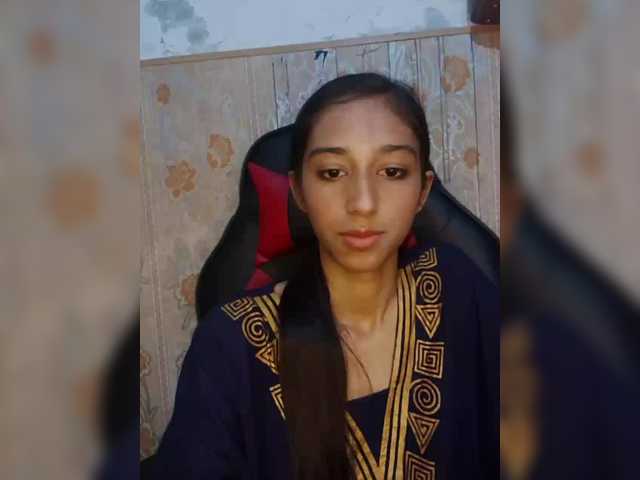 AlinaPopy live cam on BongaCams