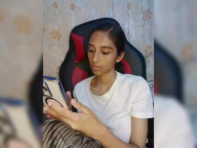 AlinaPopy live cam