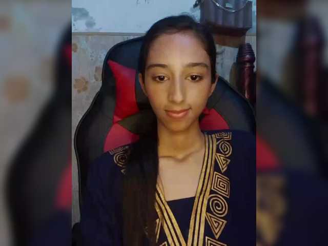 AlinaPopy live cam on BongaCams