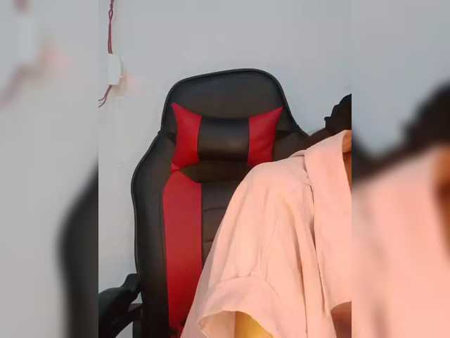 AlinaPopy live cam preview