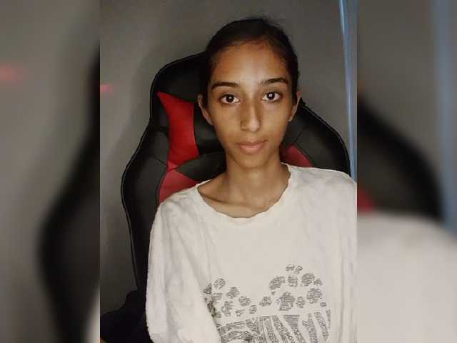 AlinaPopy live cam on BongaCams