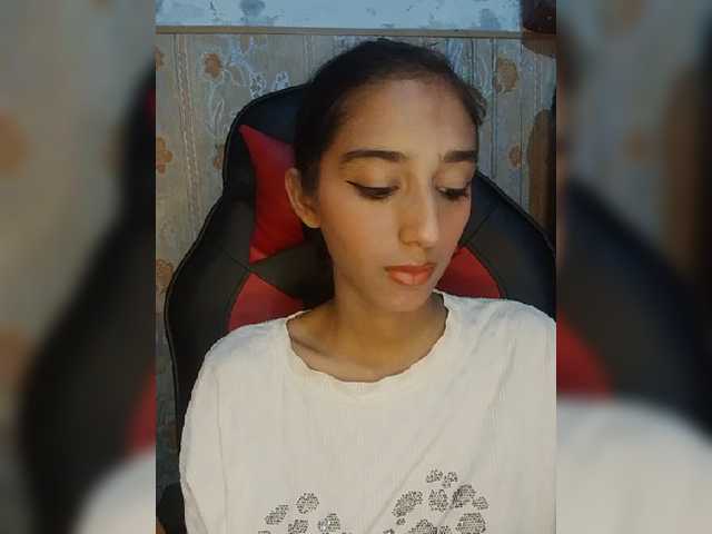 AlinaPopy live cam on BongaCams