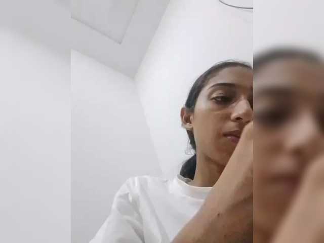 AlinaPopy live cam on BongaCams