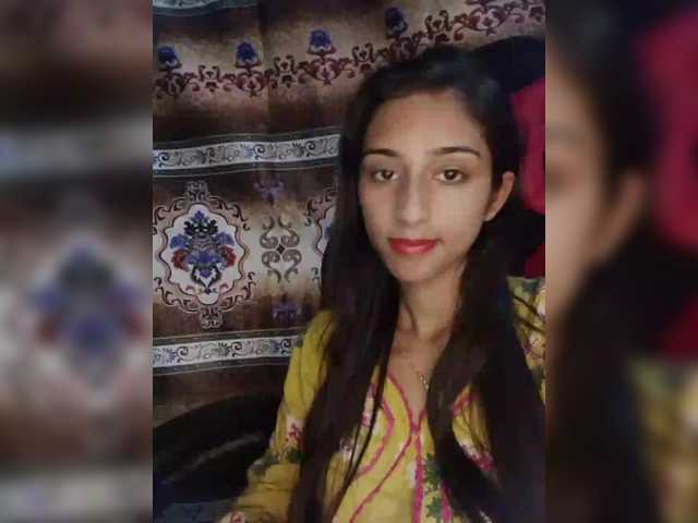 AlinaPopy's BongaCams show and profile