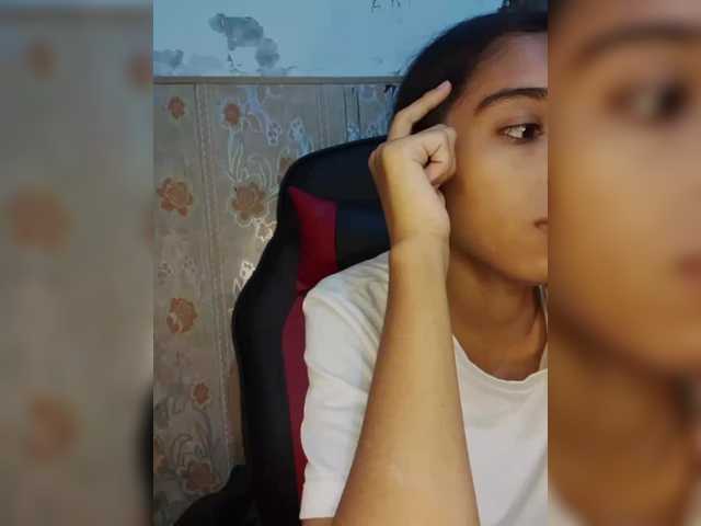 AlinaPopy live webcam show