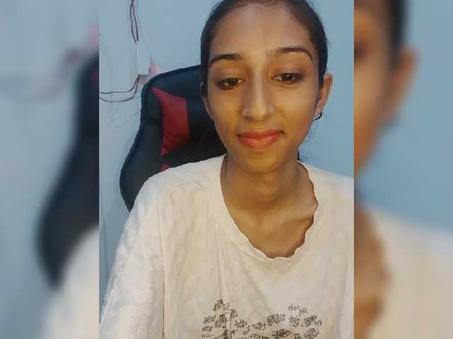 AlinaPopy live cam on BongaCams