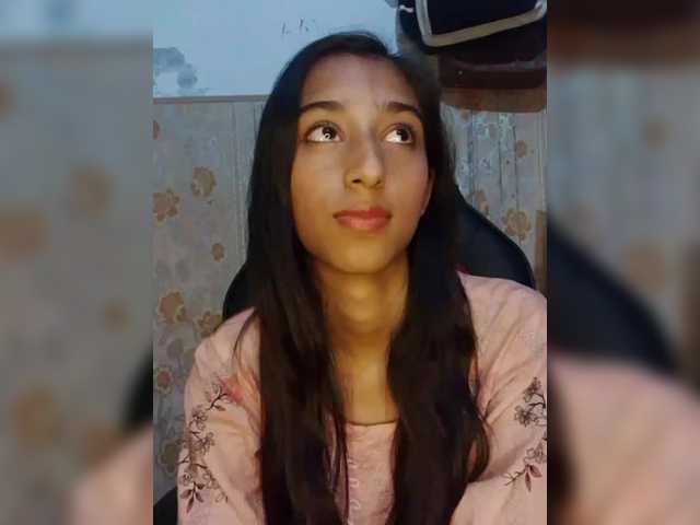 AlinaPopy live cam on BongaCams