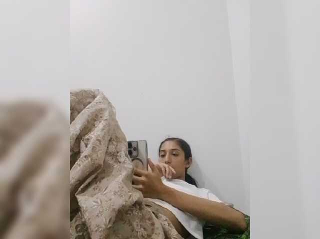 AlinaPopy live cam preview