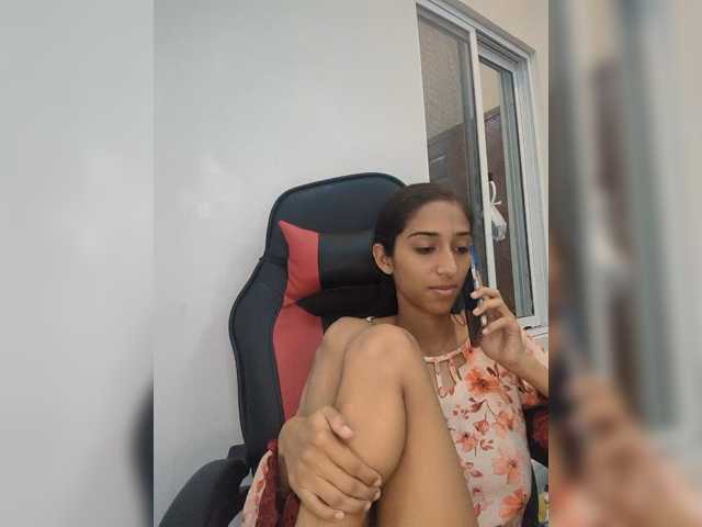 AlinaPopy live cam on BongaCams