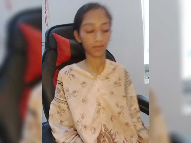 AlinaPopy live cam on BongaCams