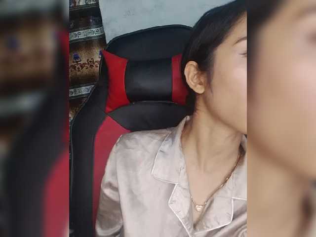 AlinaPopy's BongaCams show and profile