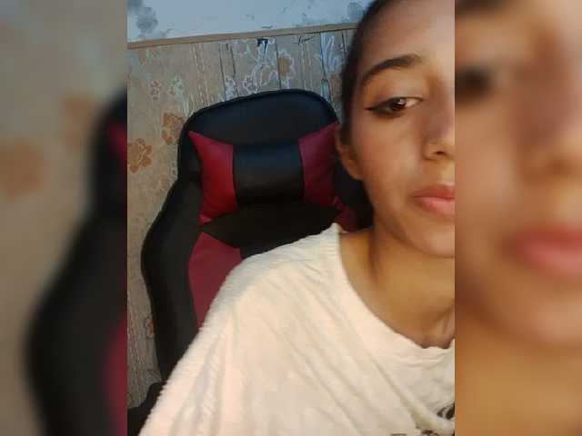 AlinaPopy live cam on BongaCams