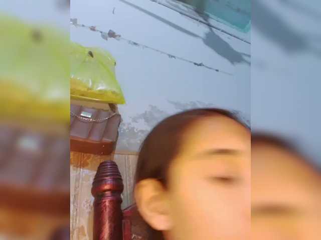 AlinaPopy live webcam show