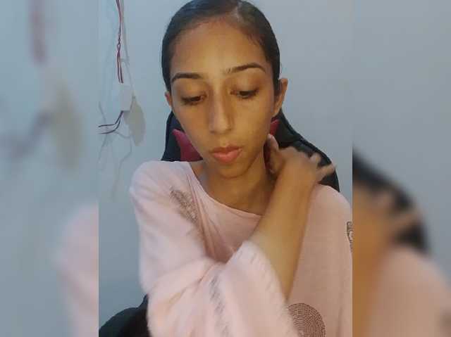AlinaPopy live cam on BongaCams