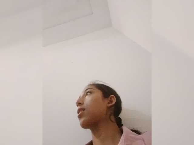 AlinaPopy live cam on BongaCams