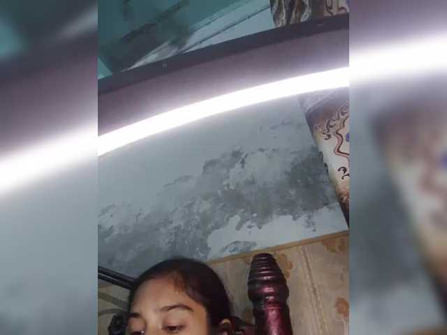 AlinaPopy live webcam show