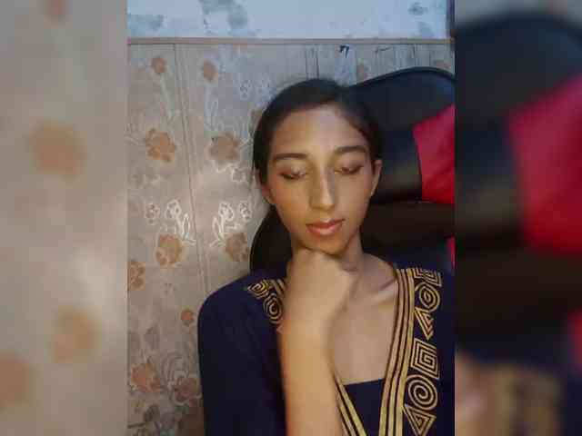 AlinaPopy webcam