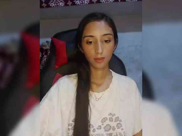 モデル: AlinaPopy