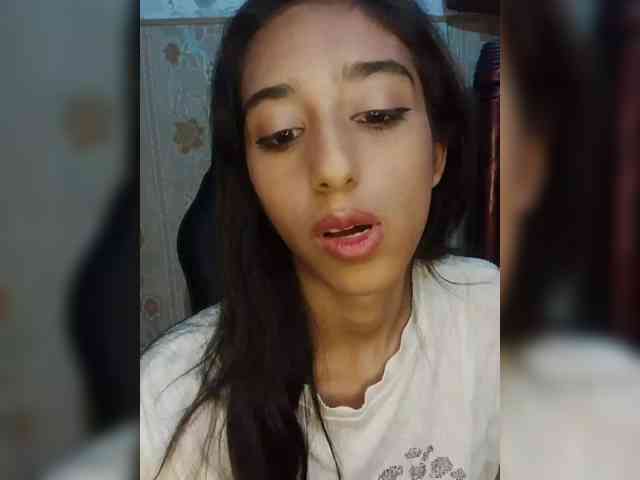 AlinaPopy webcam