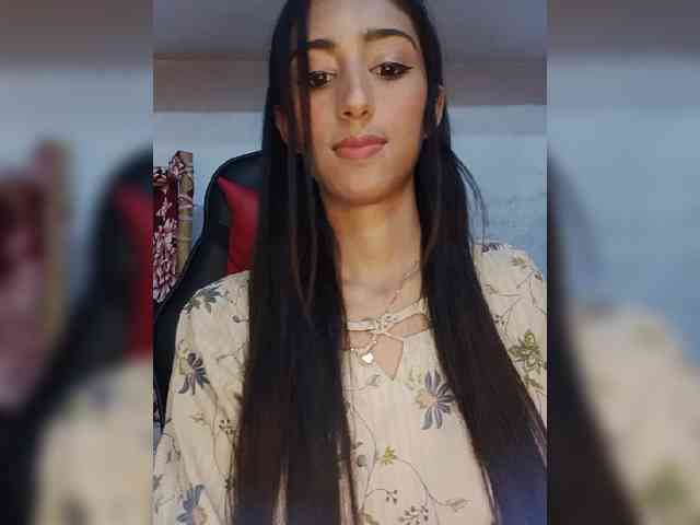 AlinaPopy webcam