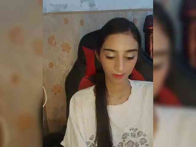 AlinaPopy webcam