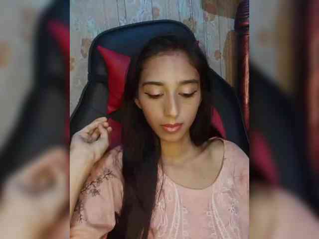 AlinaPopy webcam