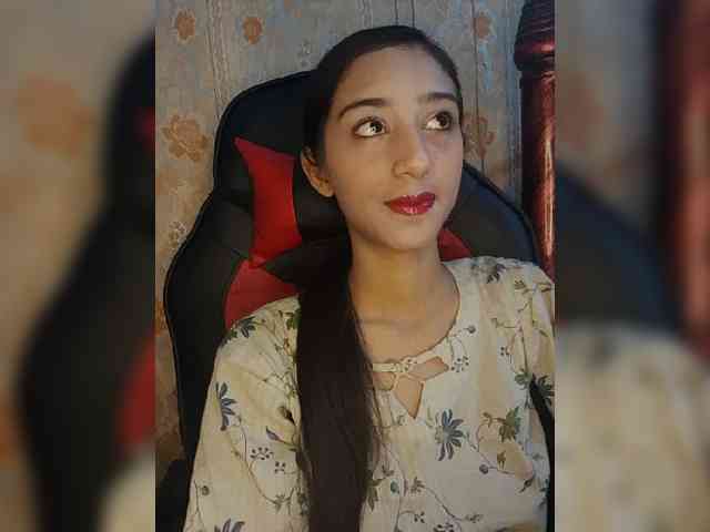 AlinaPopy webcam