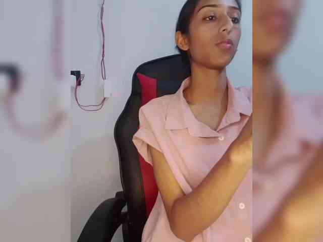 AlinaPopy webcam