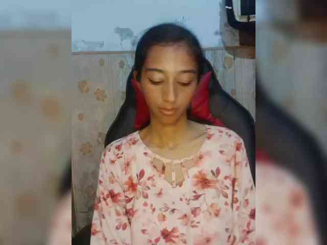 AlinaPopy webcam