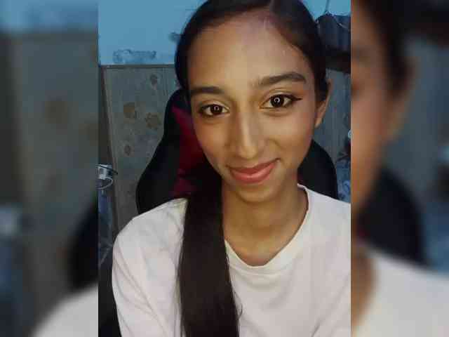 AlinaPopy webcam