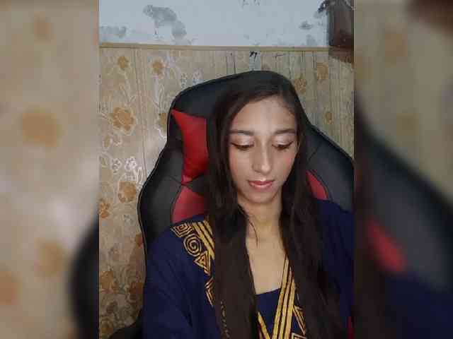 AlinaPopy webcam