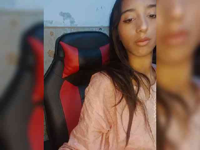 AlinaPopy webcam