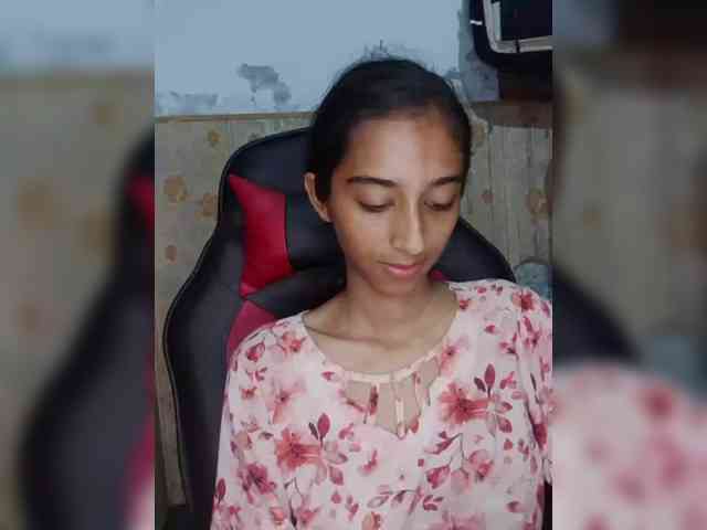 AlinaPopy webcam