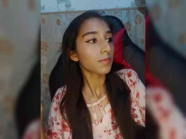 AlinaPopy webcam