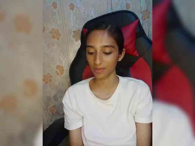 AlinaPopy webcam
