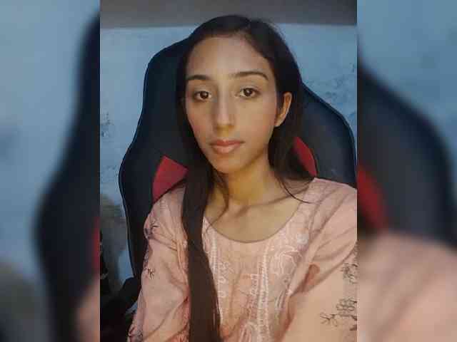AlinaPopy webcam